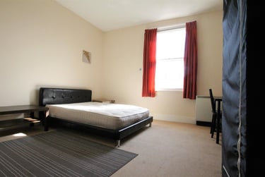 2 bed flat, Erskine Chambers, City Centre, Newcastle, NE15JG - Image 2